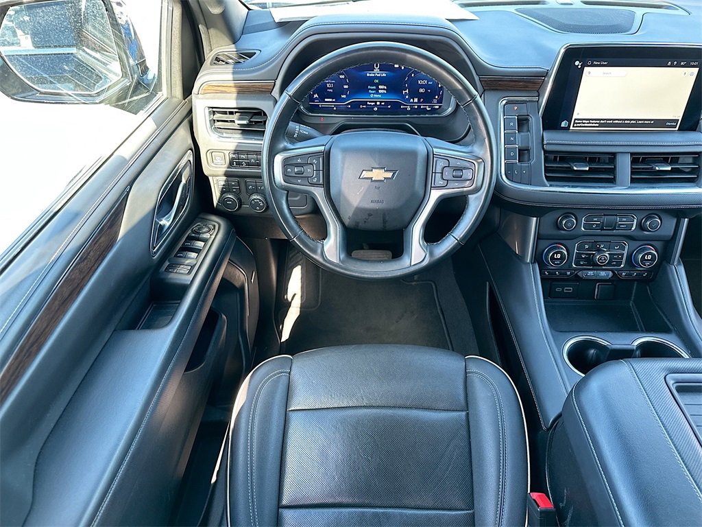 2023 Chevrolet Suburban Premier photo 19