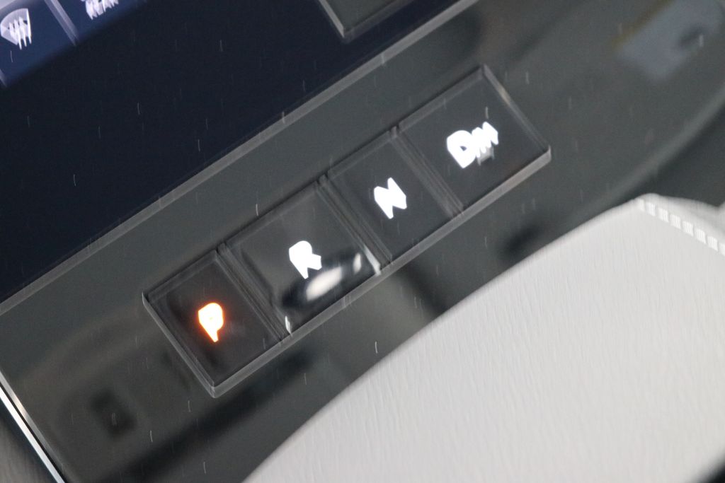 2025 Infiniti QX80 Sensory photo 41
