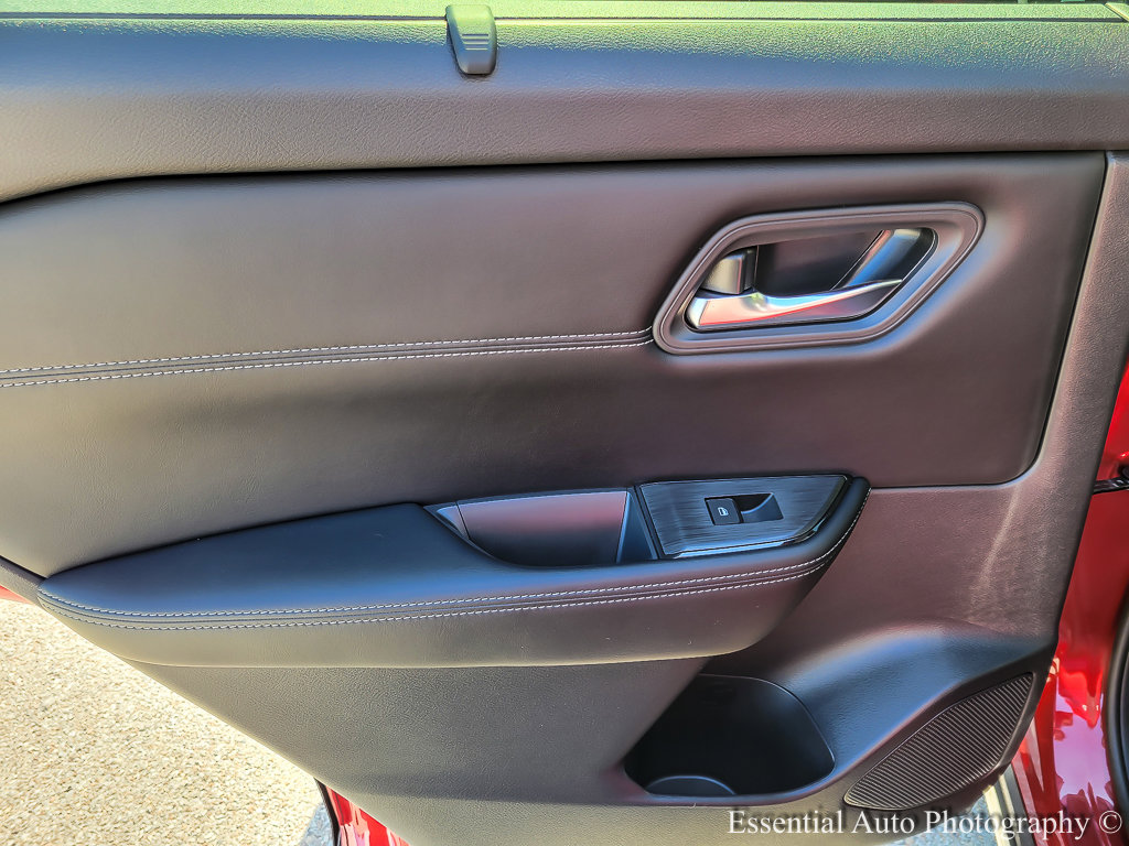 2024 NISSAN ROGUE - Image 19