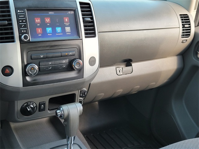 2019 Nissan Frontier SV photo 23