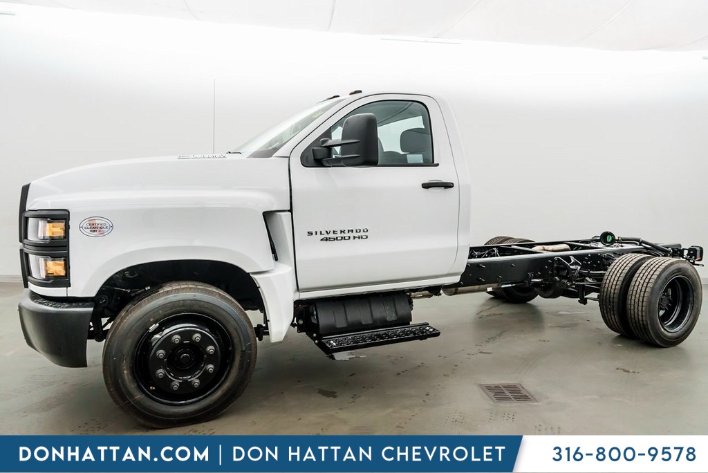 2023 Chevrolet Silverado 4500HD Work Truck photo 2