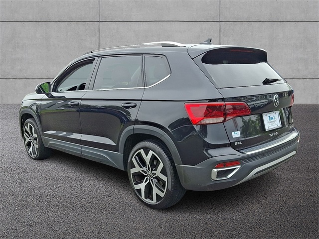 2022 Volkswagen Taos SEL photo 3