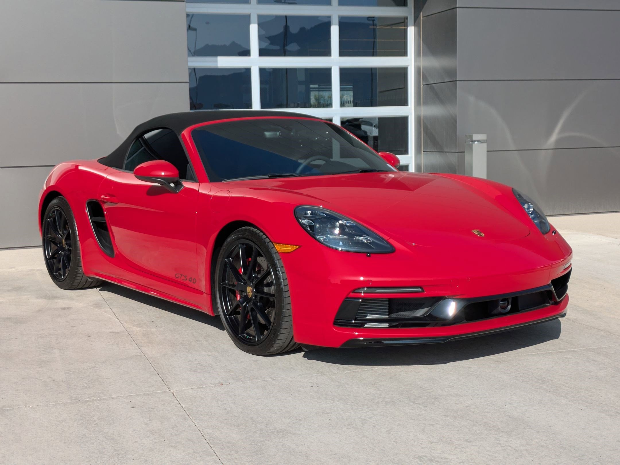 2025 Porsche Boxster GTS 4.0 photo 4