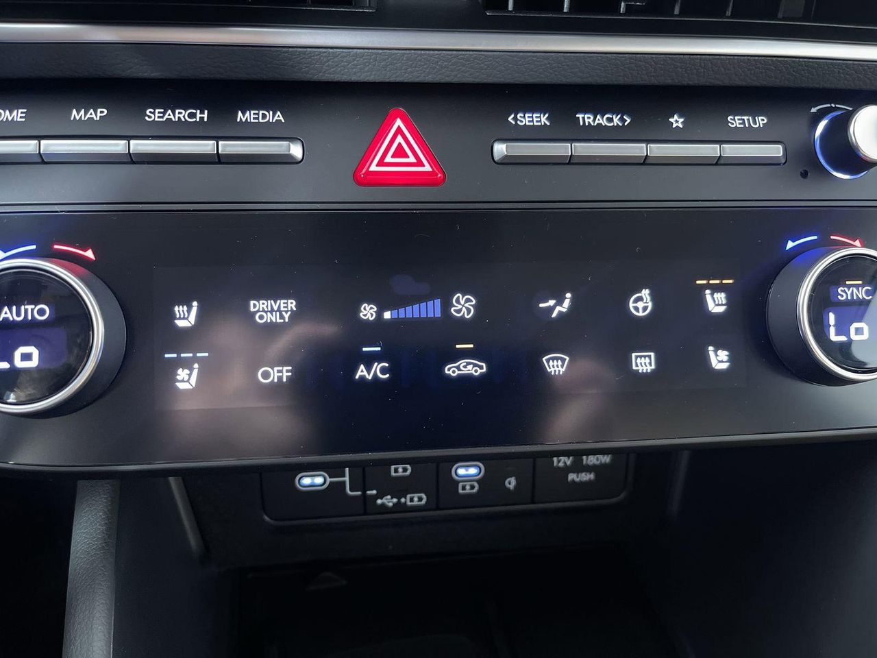 2025 Hyundai Sonata Hybrid Limited photo 18