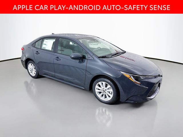 2026 Toyota Corolla LE's photo