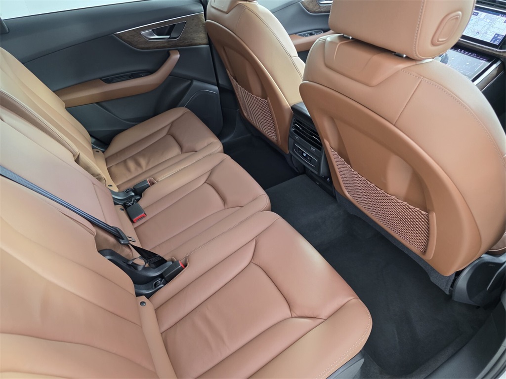 2025 Audi Q7 55 Premium photo 27