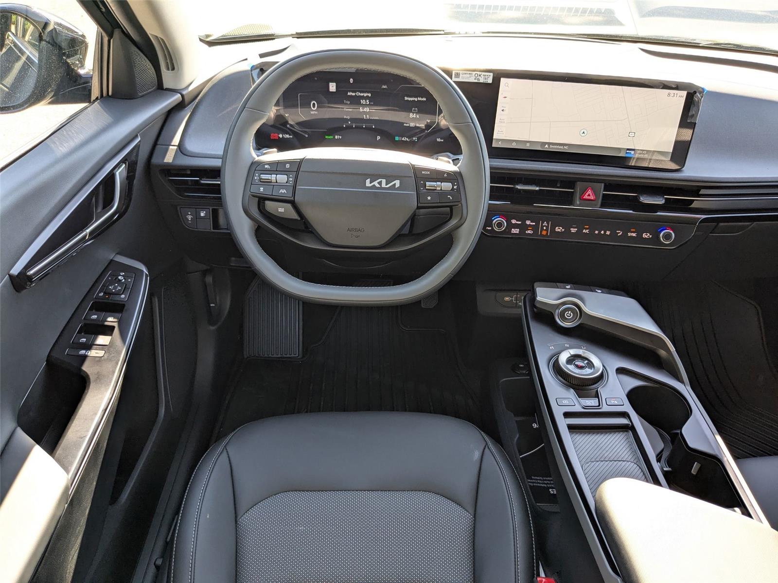 2025 Kia EV6 Light photo 30