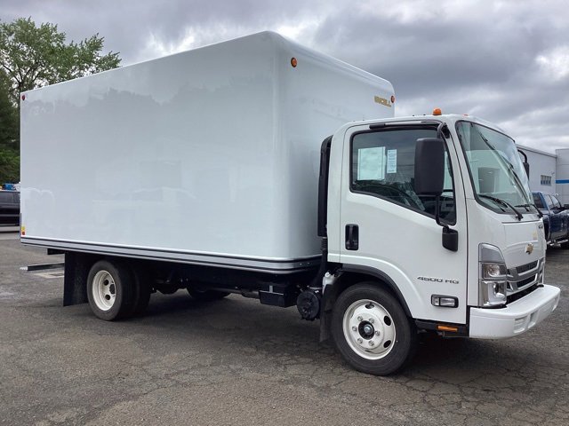 2024 Chevrolet Low Cab Forward Base's photo