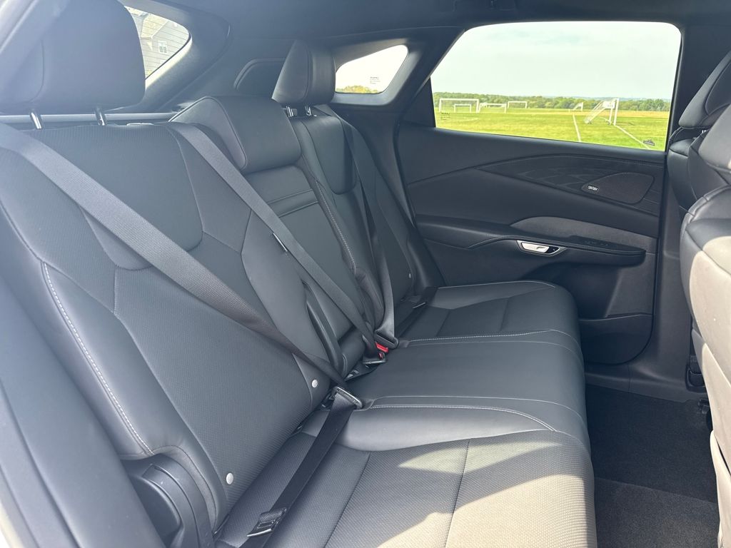 2024 Lexus RX 350 F SPORT Handling photo 17