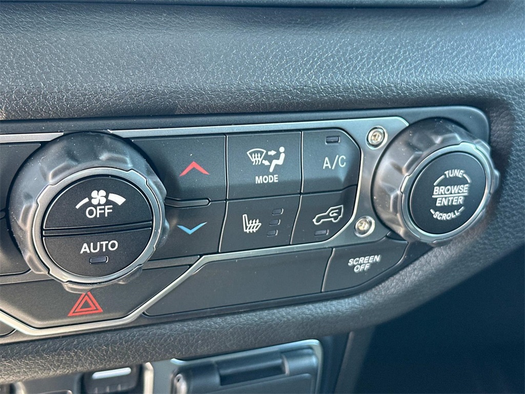 2025 Jeep Wrangler Sport S photo 18