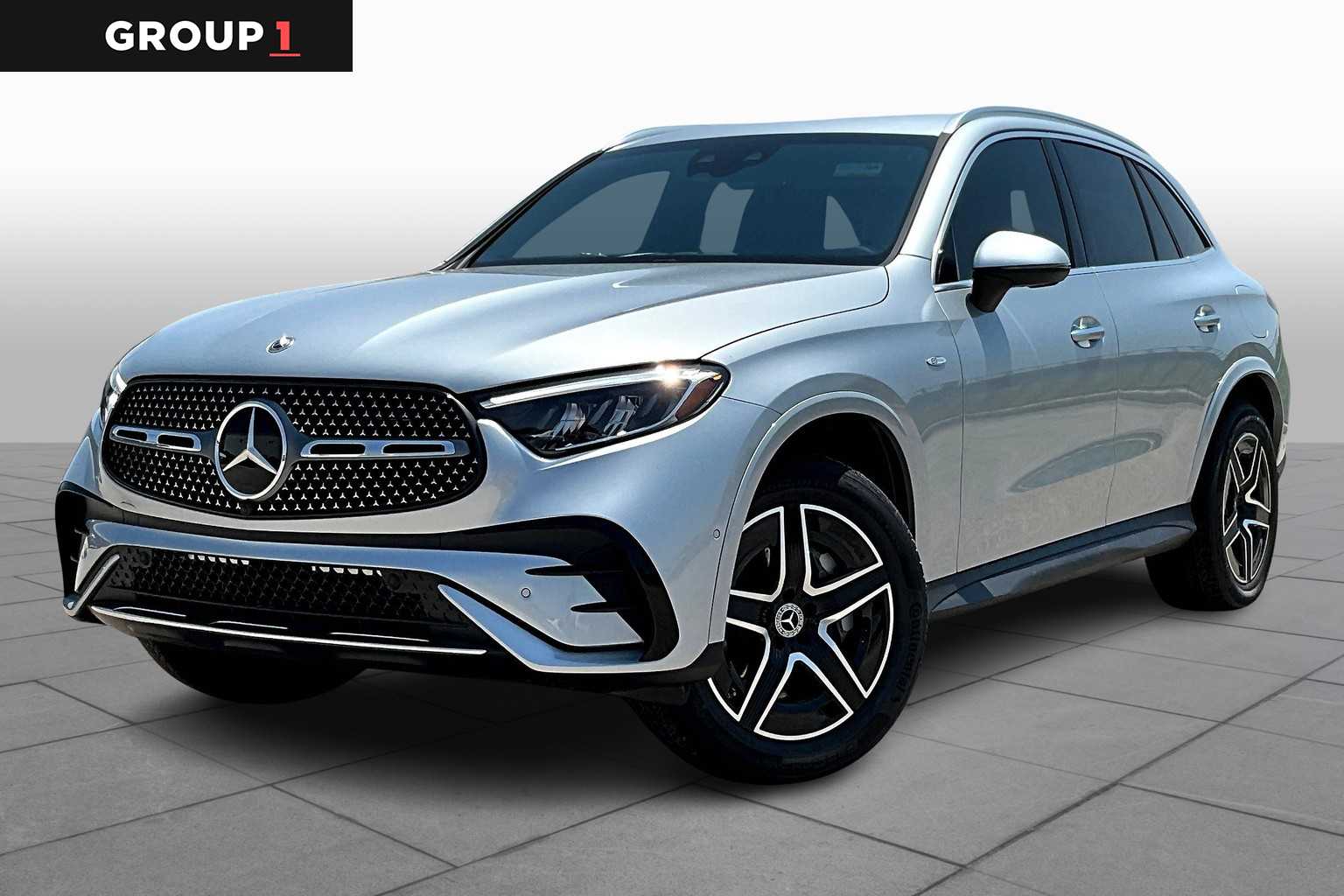 2025 Mercedes-Benz GLC Base's photo