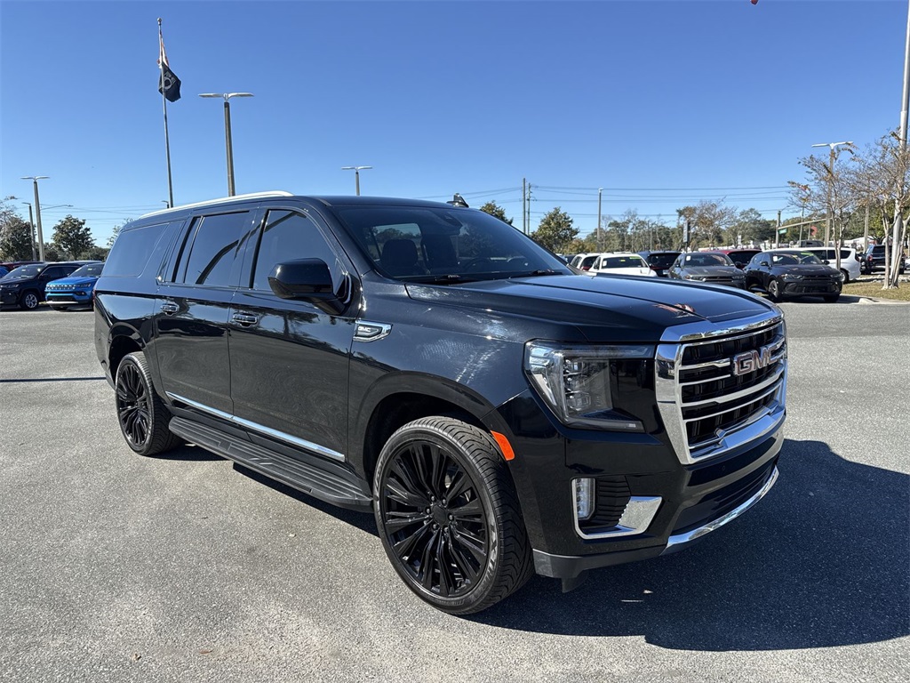 2021 GMC Yukon XL SLT's photo