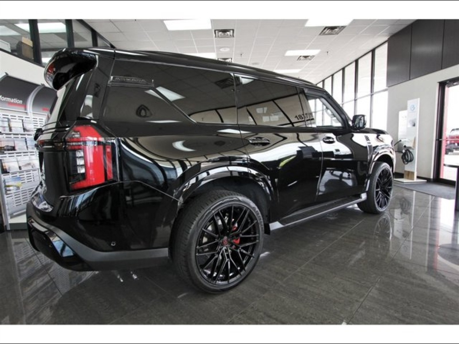 2025 Nissan Armada SV - 3