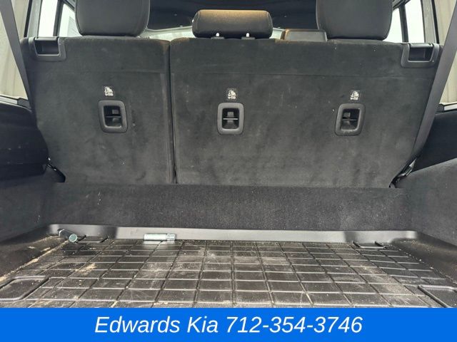 2024 Jeep Wrangler Rubicon 4xe photo 2