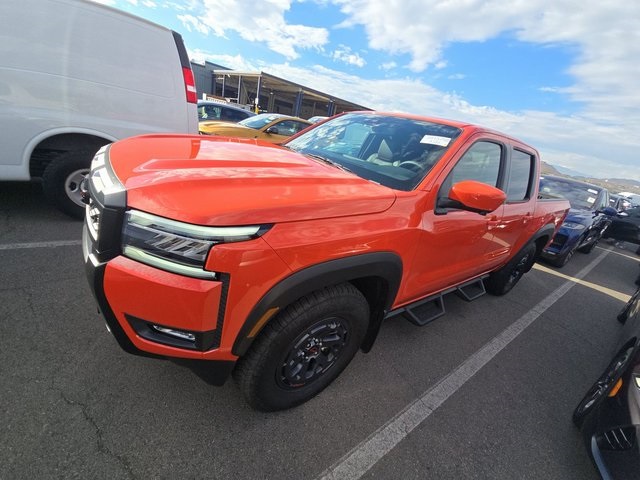 2025 Nissan Frontier PRO-X's photo