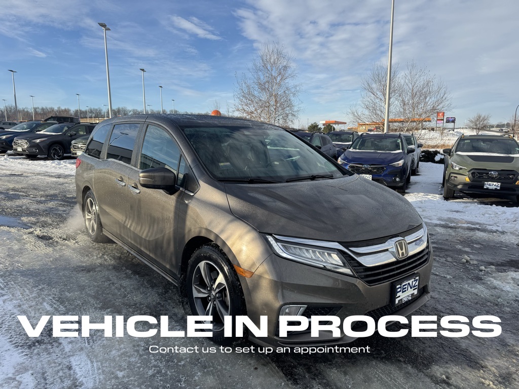2018 Honda Odyssey Touring's photo