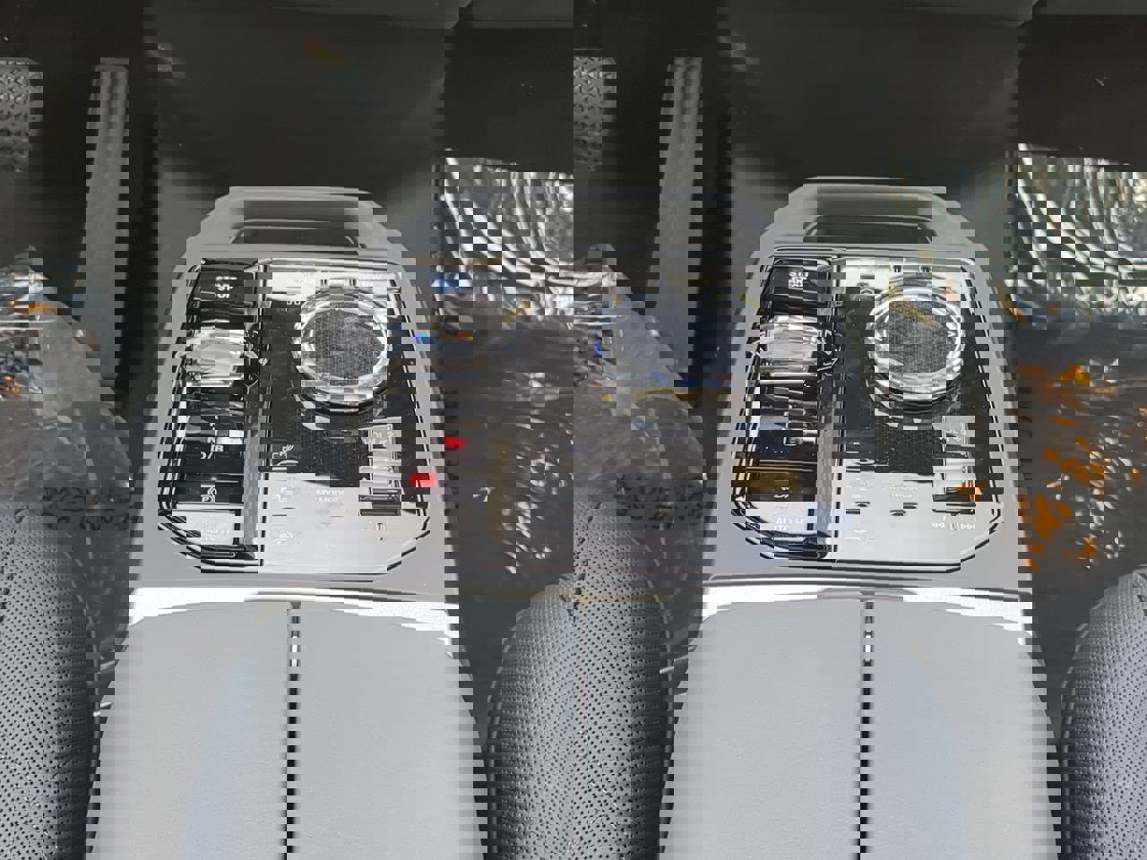 2025 Bmw iX photo 17
