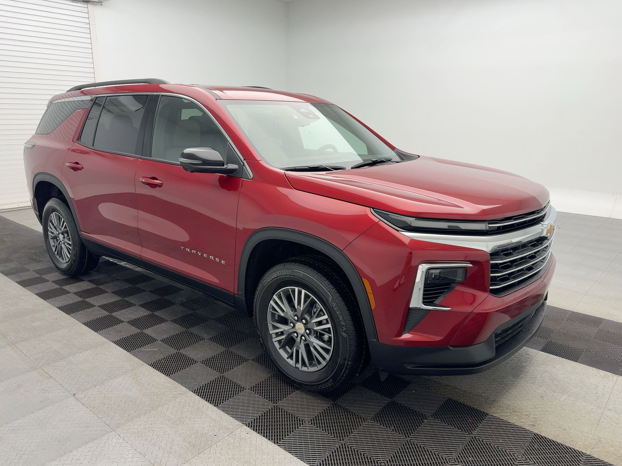 2026 Chevrolet Traverse photo 6
