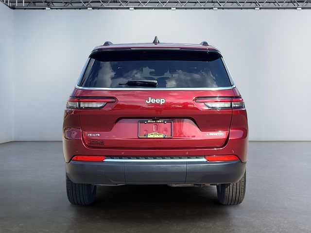 2024 Jeep Grand Cherokee Laredo photo 4