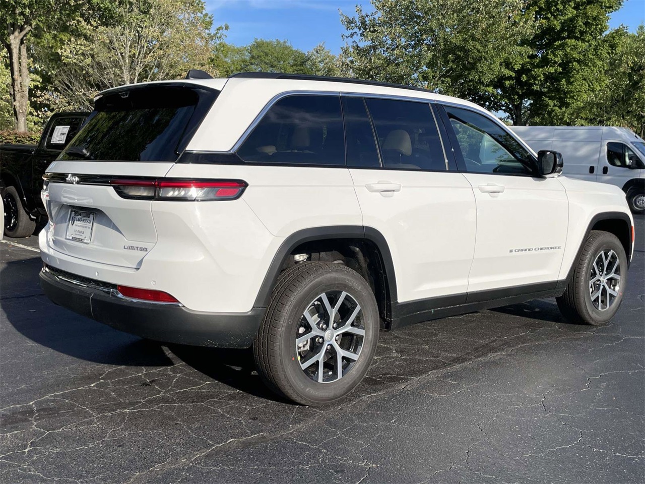 2025 Jeep Grand Cherokee Limited photo 4