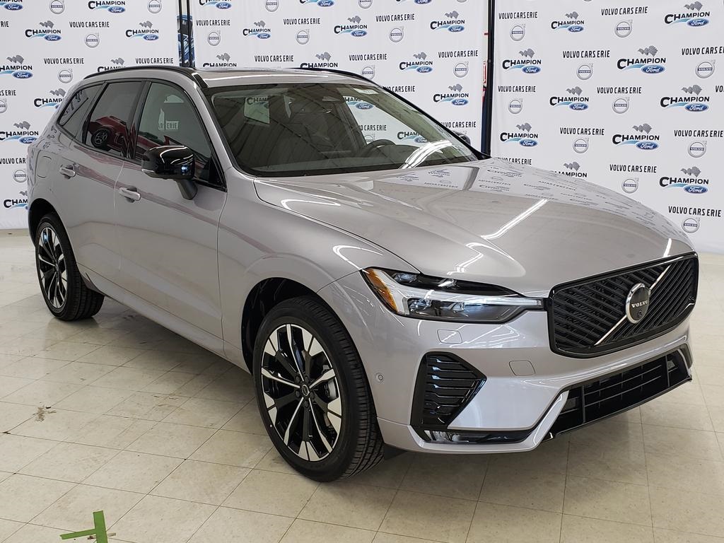 2026 Volvo XC60 Plus's photo