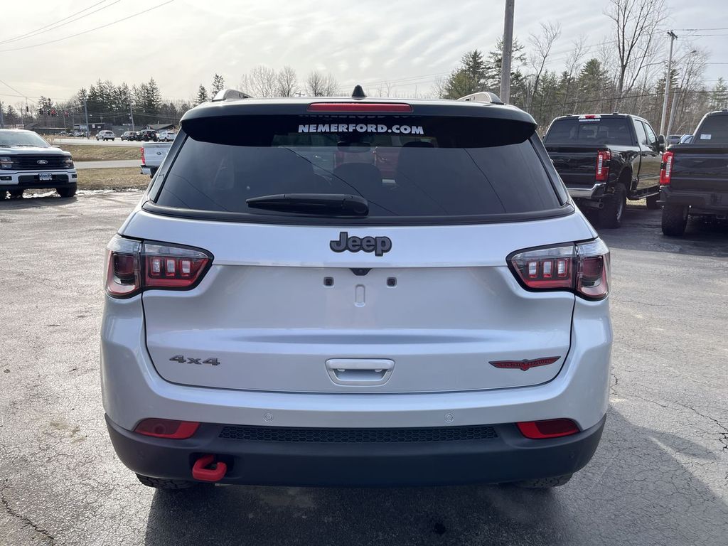 2024 Jeep Compass Trailhawk photo 21