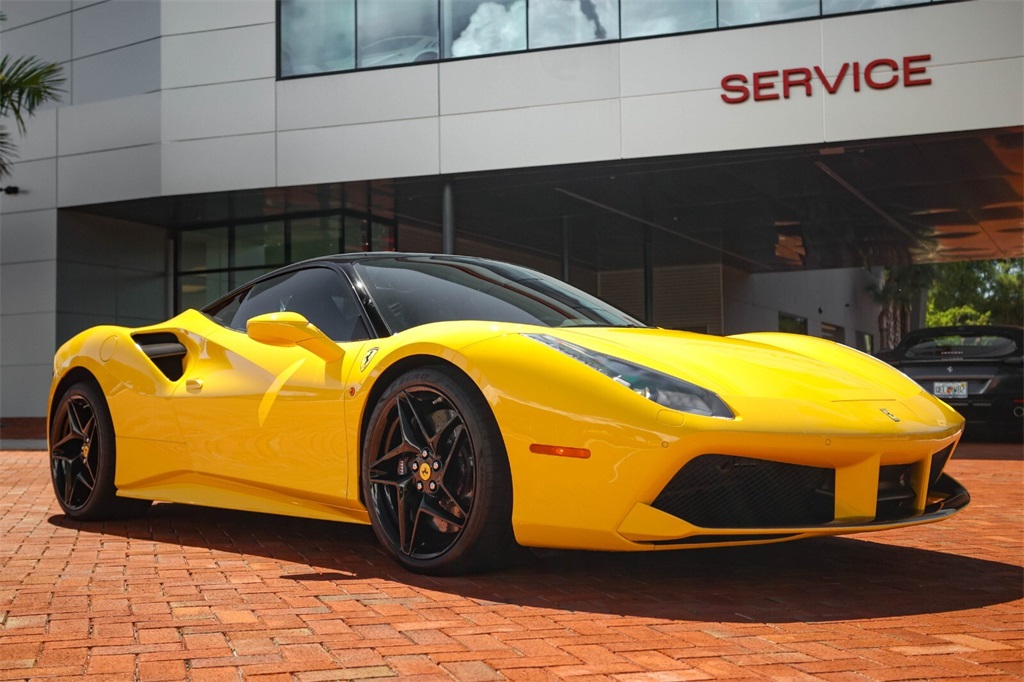 2016 Ferrari 488 GTB photo 22