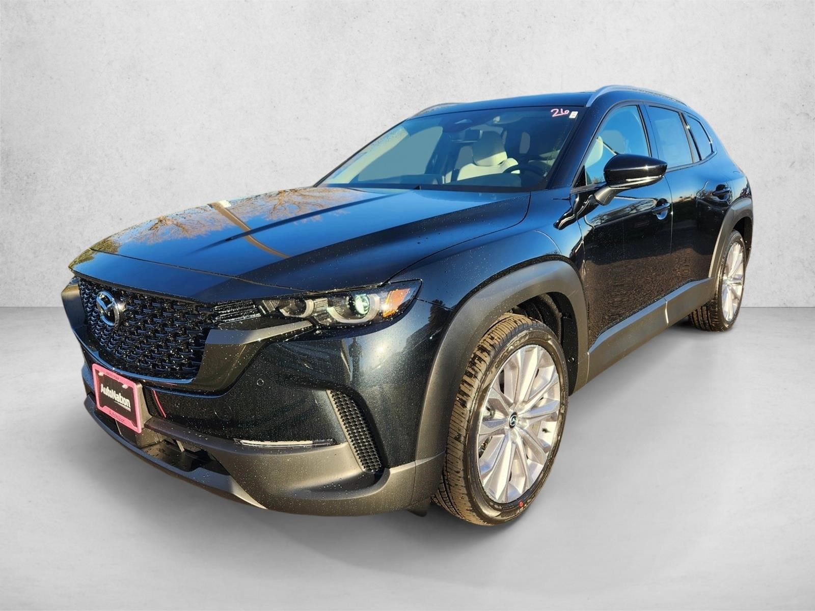 2026 Mazda CX-50 Premium's photo