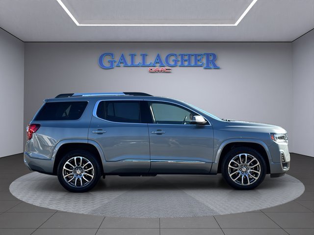 2023 Gmc Acadia Denali photo 3
