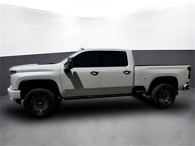 Used 2022 Chevrolet Silverado 2500HD High Country with VIN 1GC4YREY8NF118962 for sale in Kansas City