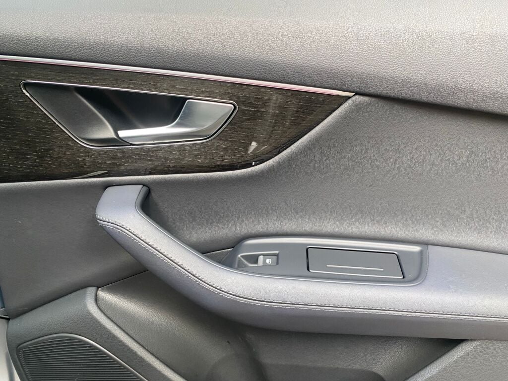 2024 Audi Q7 Premium Plus photo 20
