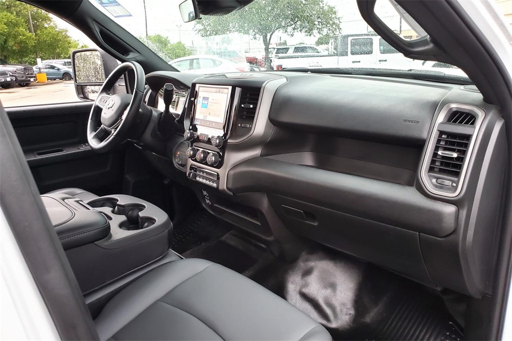2025 Ram 2500 Tradesman photo 12