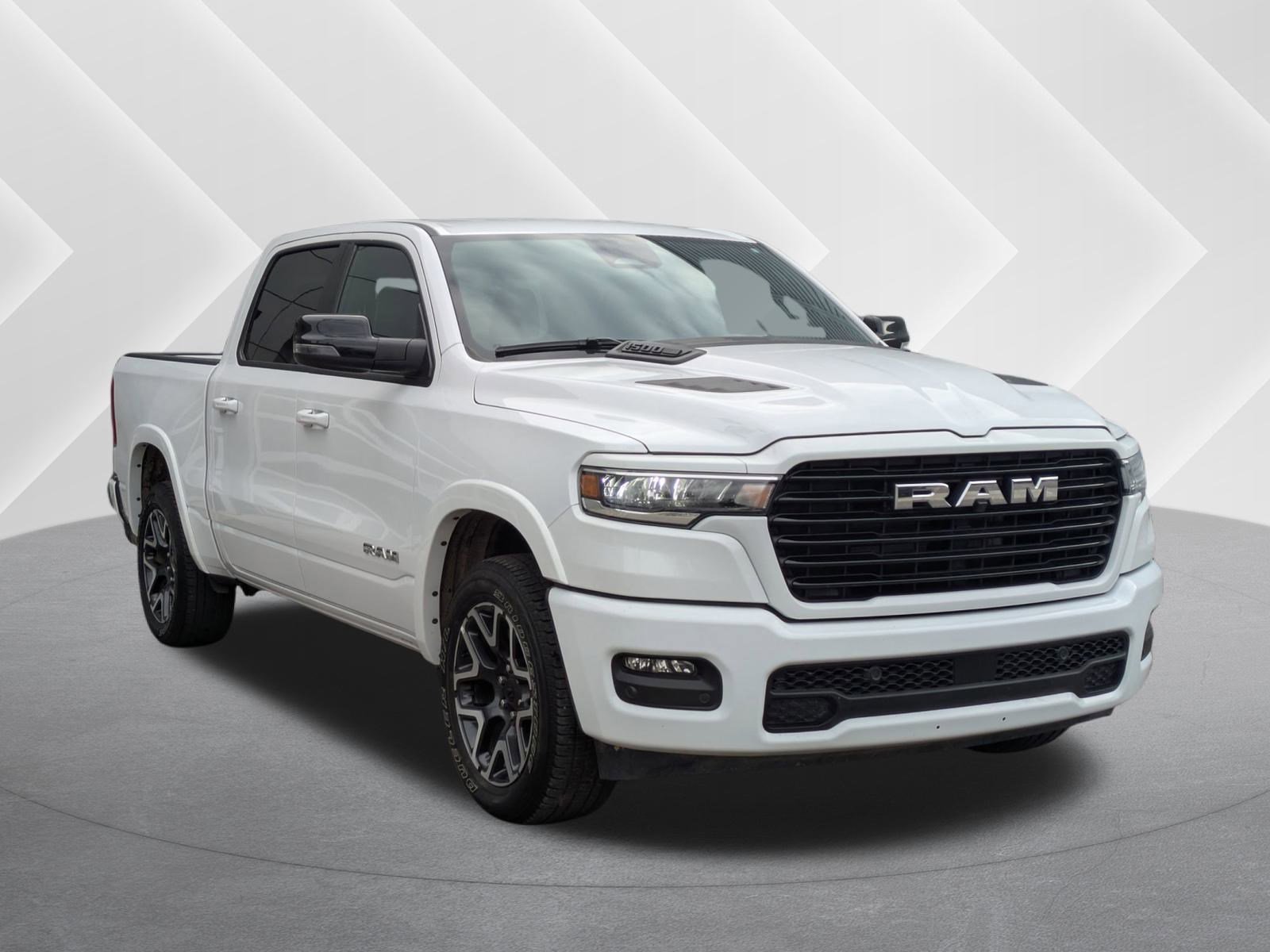 2025 RAM Ram 1500 Pickup Laramie's photo