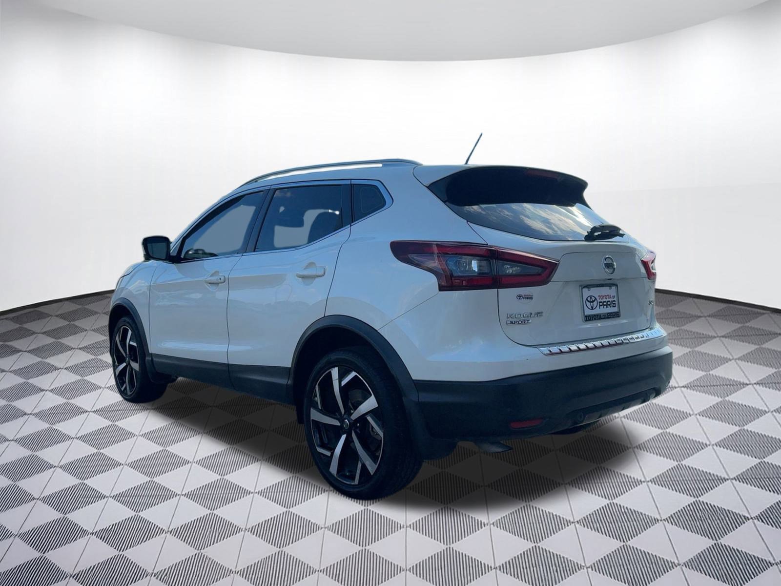 2020 Nissan Rogue Sport SL photo 3