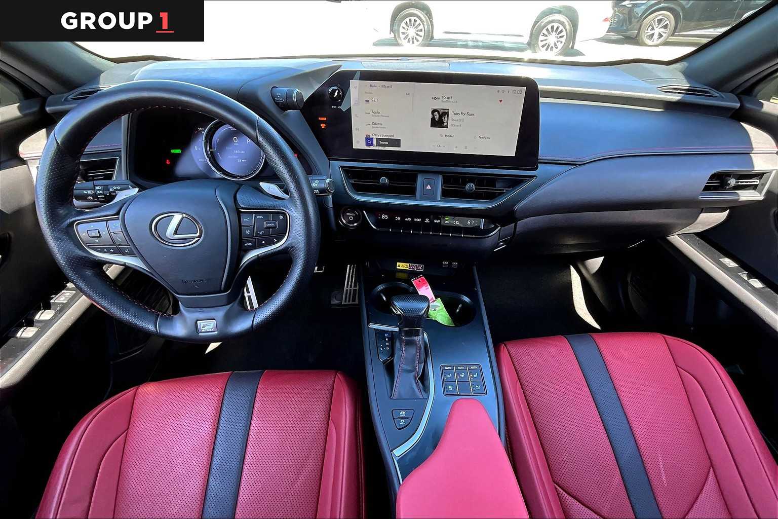2023 Lexus UX 250h F SPORT Handling photo 14