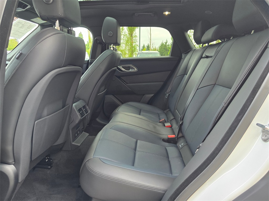 2025 Land Rover Range Rover Velar S photo 24
