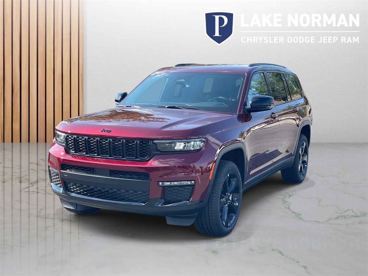 2025 Jeep Grand Cherokee Limited photo 3