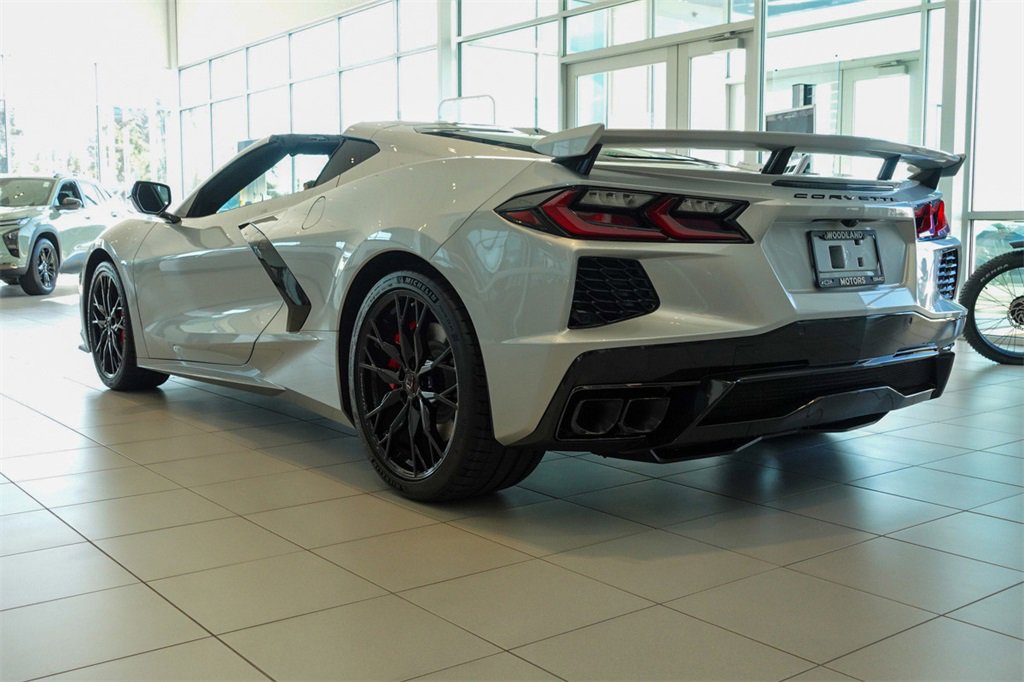 2026 Chevrolet Corvette Stingray 2LT photo 11