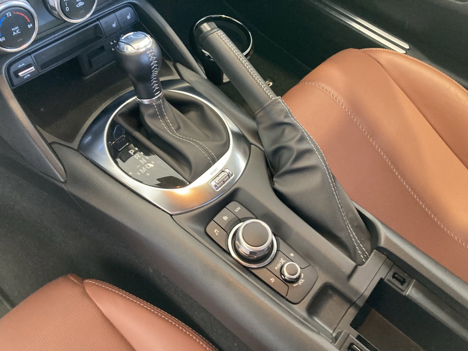 2023 Mazda MX-5 Miata Miata RF Grand Touring photo 24