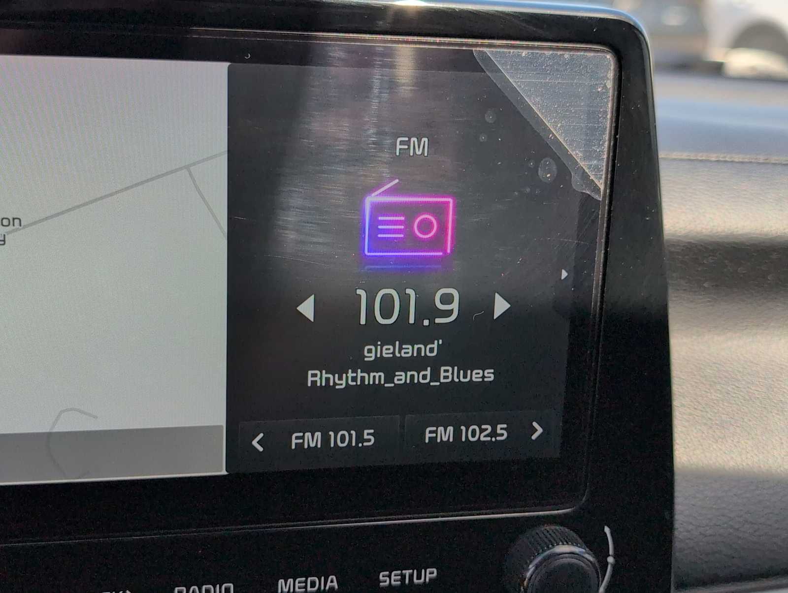 2022 Kia Forte GT-Line photo 13