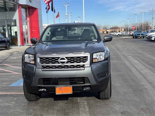 2025 Nissan Frontier SV photo 2