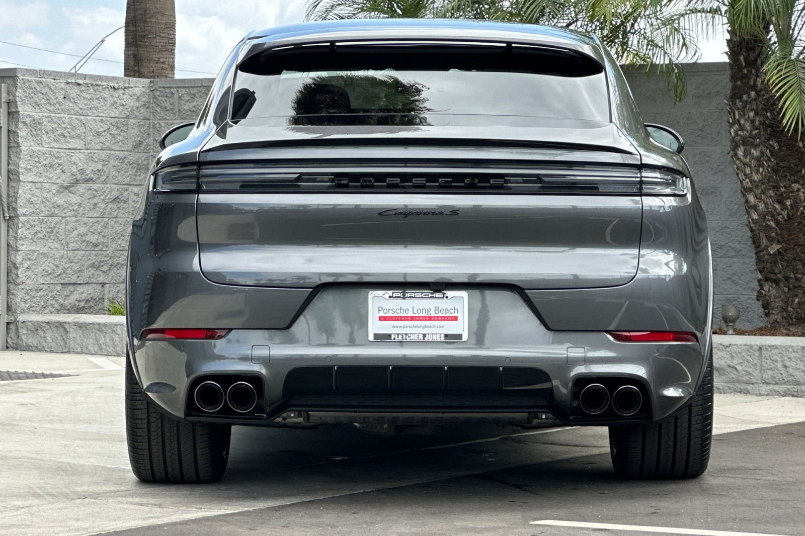 2026 Porsche Cayenne S E-Hybrid Coupe photo 7