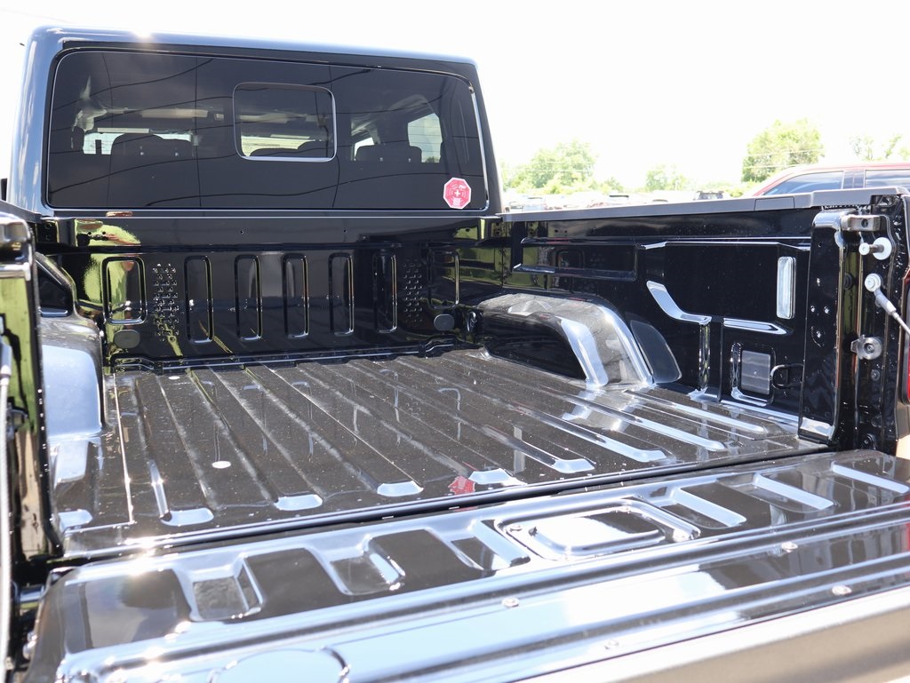 2025 Jeep Gladiator Rubicon photo 15