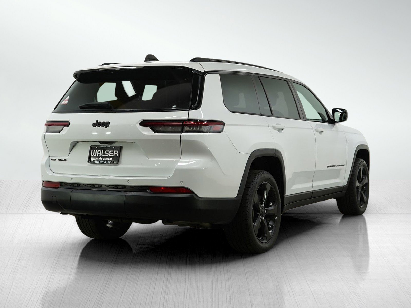 2022 Jeep Grand Cherokee Altitude photo 5