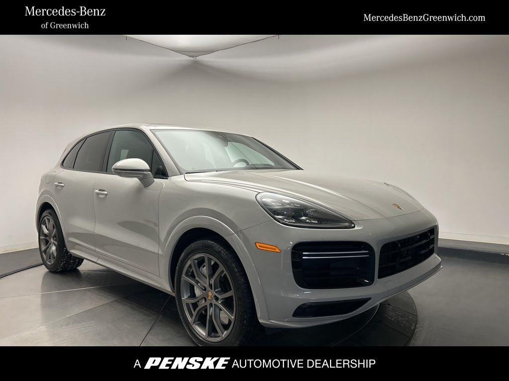 2021 Porsche Cayenne Turbo's photo
