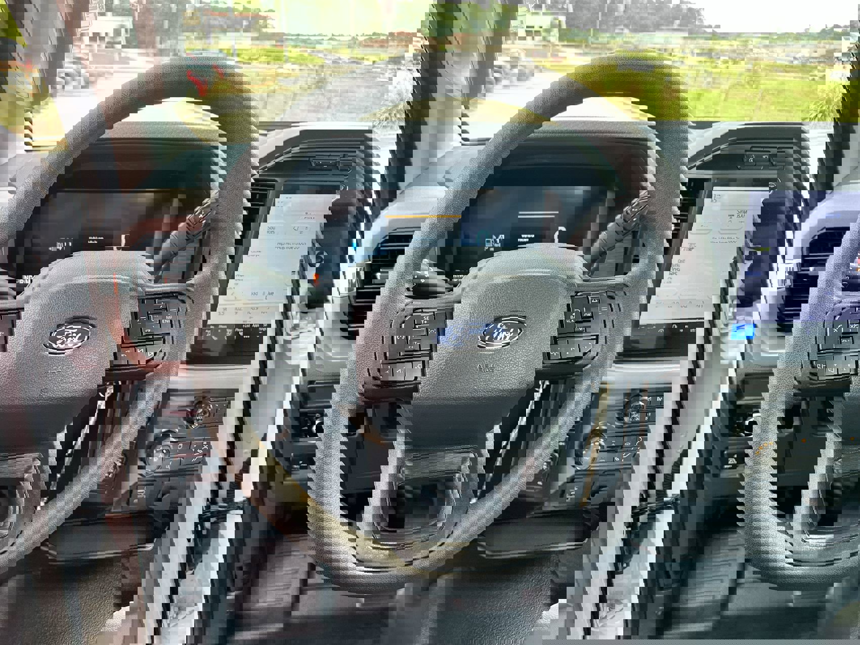 2024 Ford F-150 XL photo 14