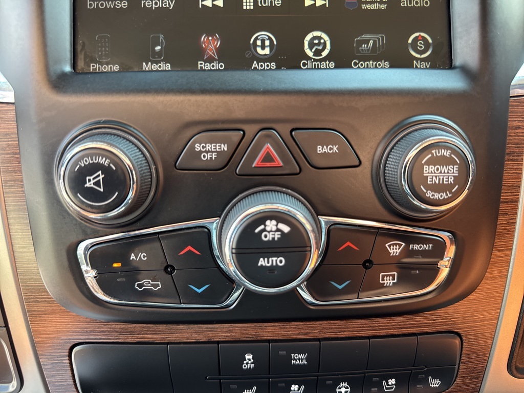 2016 Ram 1500 Laramie photo 34