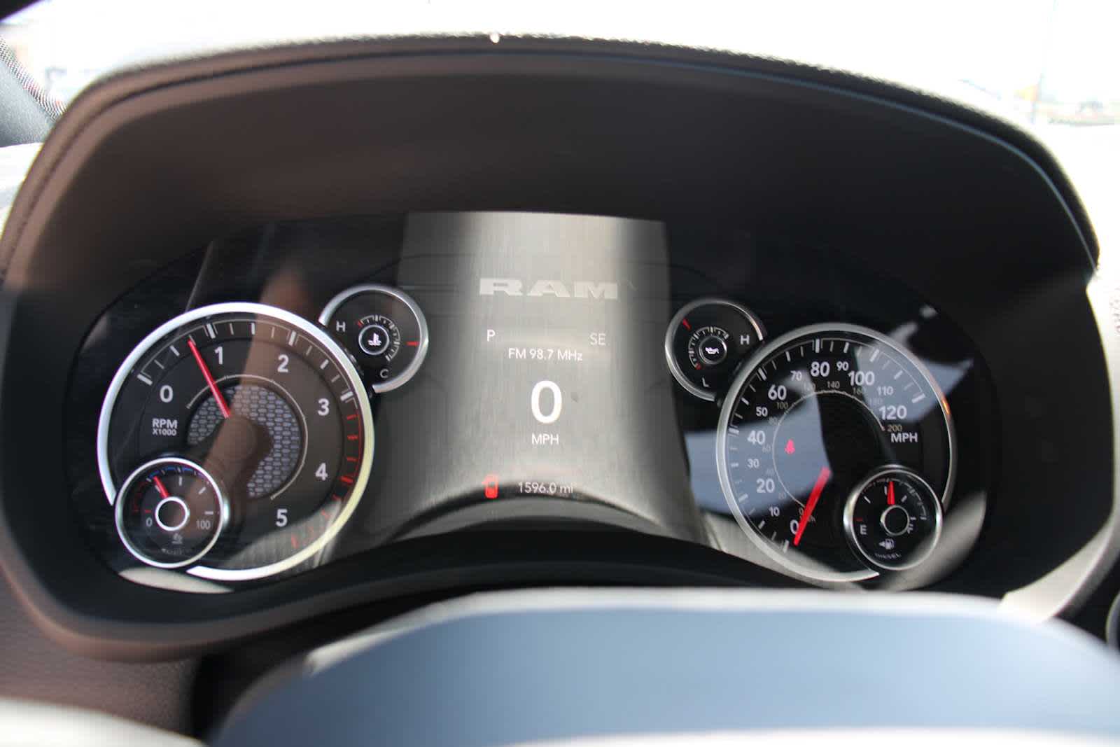 2024 Ram 2500 Tradesman photo 21