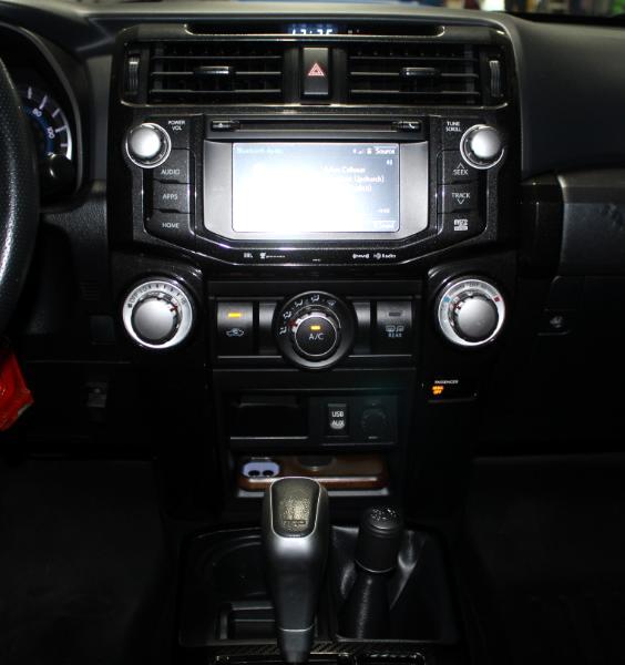 2019 Toyota 4Runner SR5 photo 27