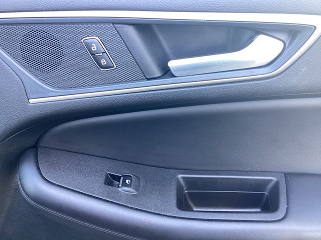 2024 Ford Edge SEL photo 27